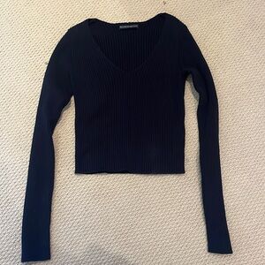 Brandy Melville Ribbed Navy Cropped Longsleeve